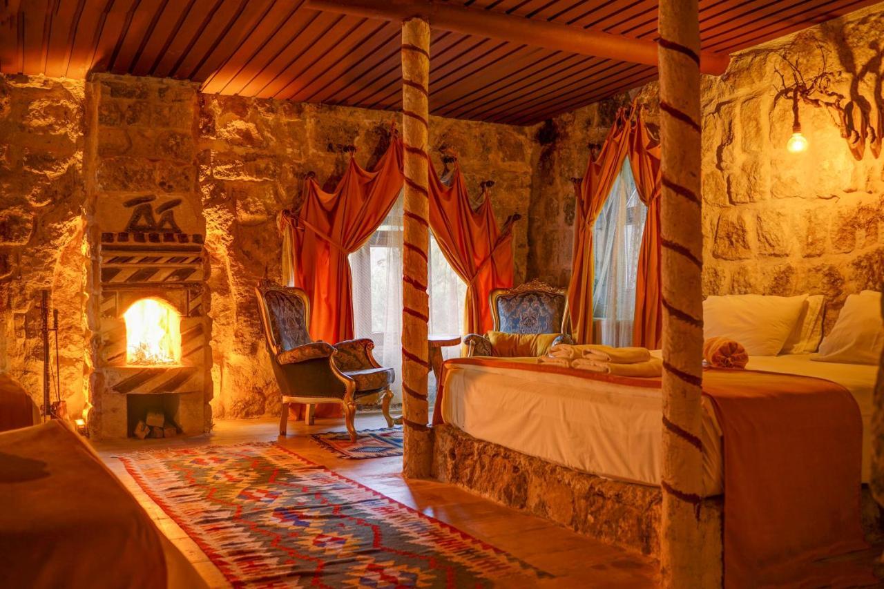 Mahperi Cappadocia Cave Hotel Nevsehir Exterior photo
